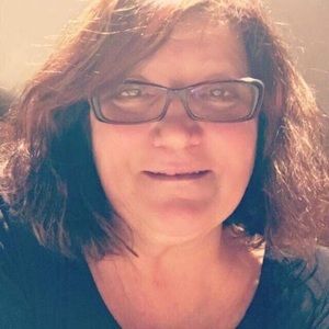 Meet your Posher, Suzanne